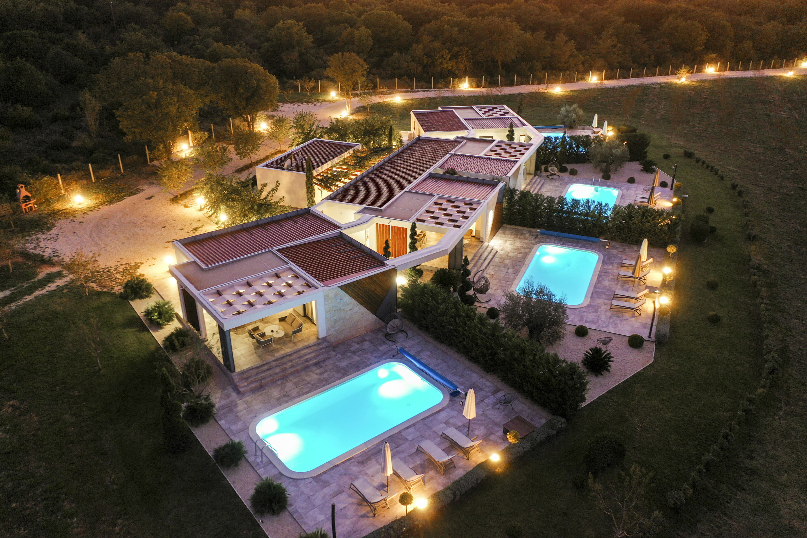 Villa Royal Green Resort