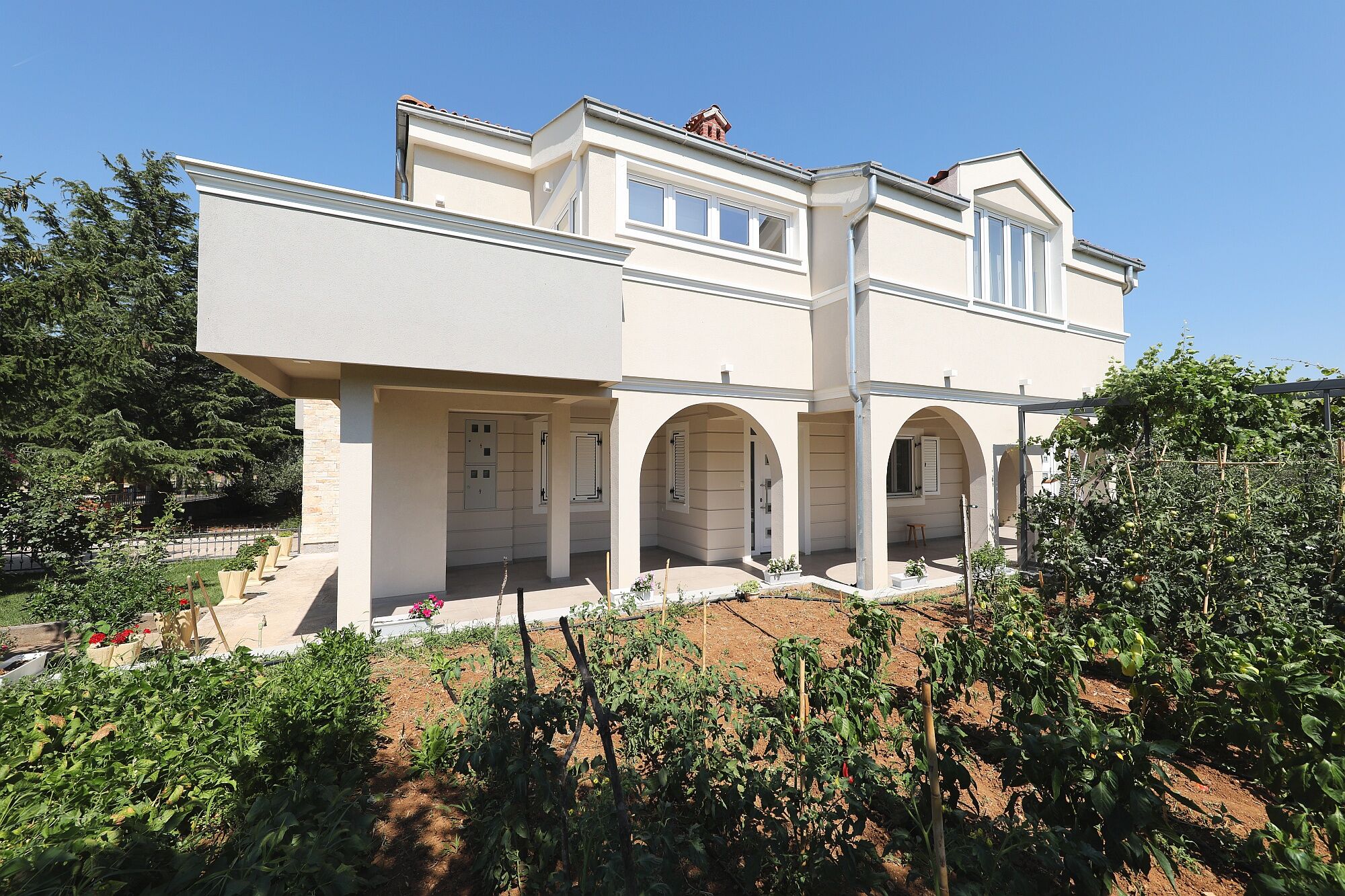 Vila Adrian