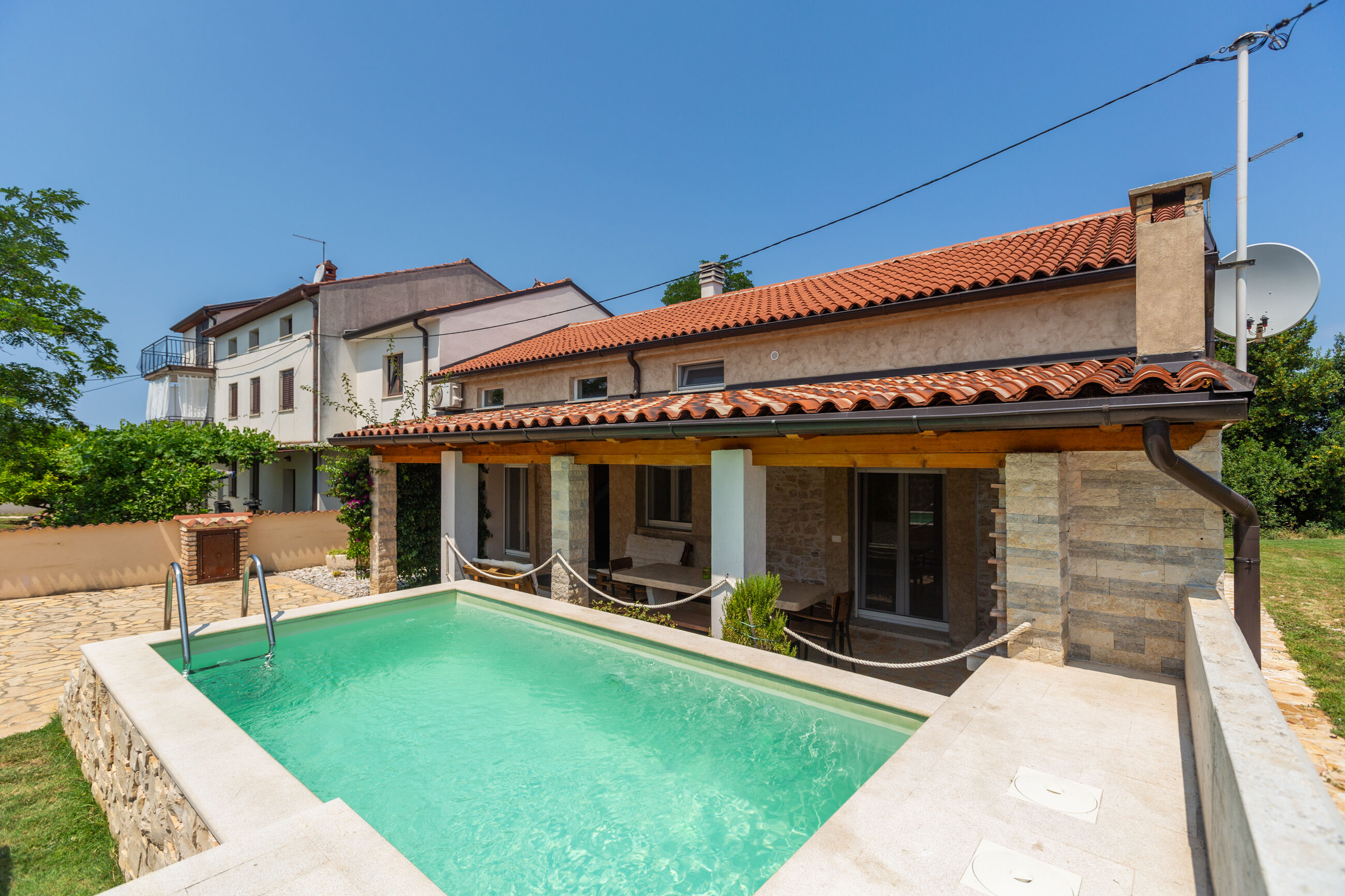 Villa ALINA