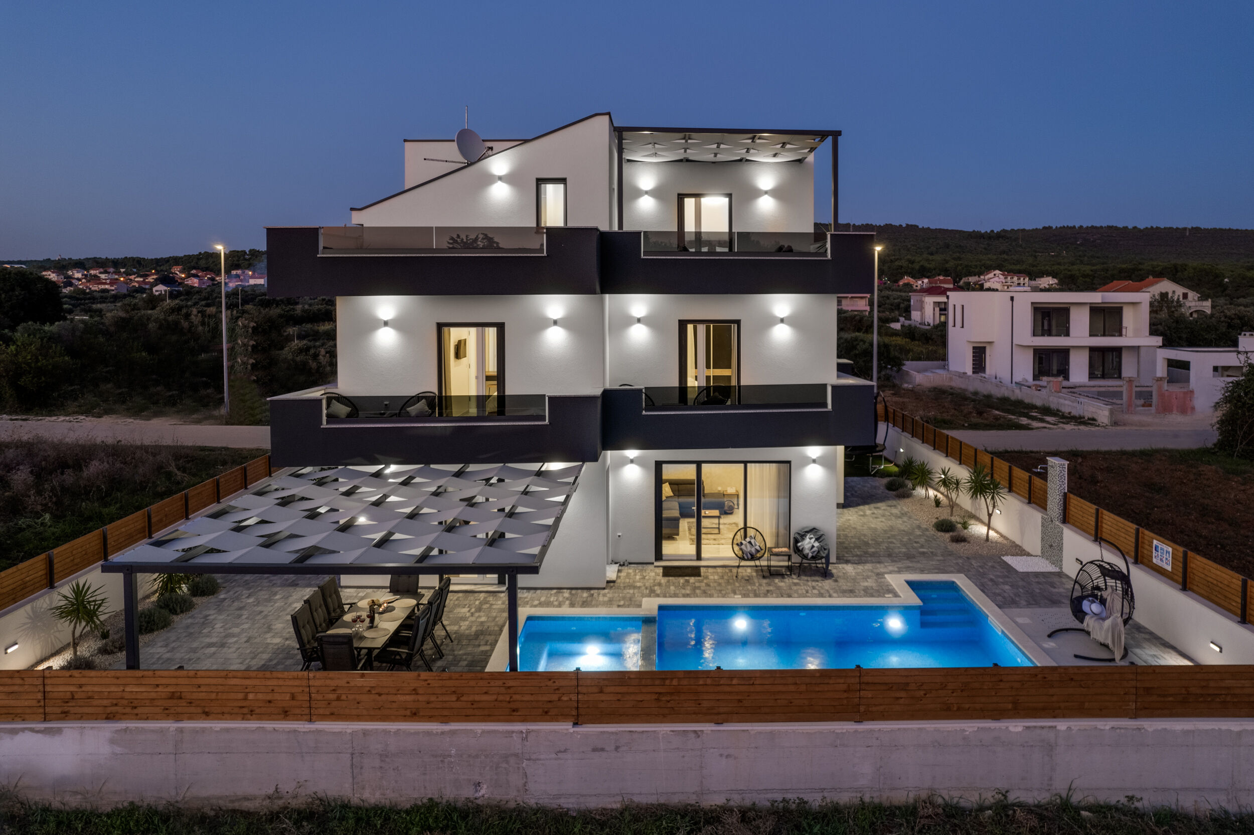 Villa Jomani