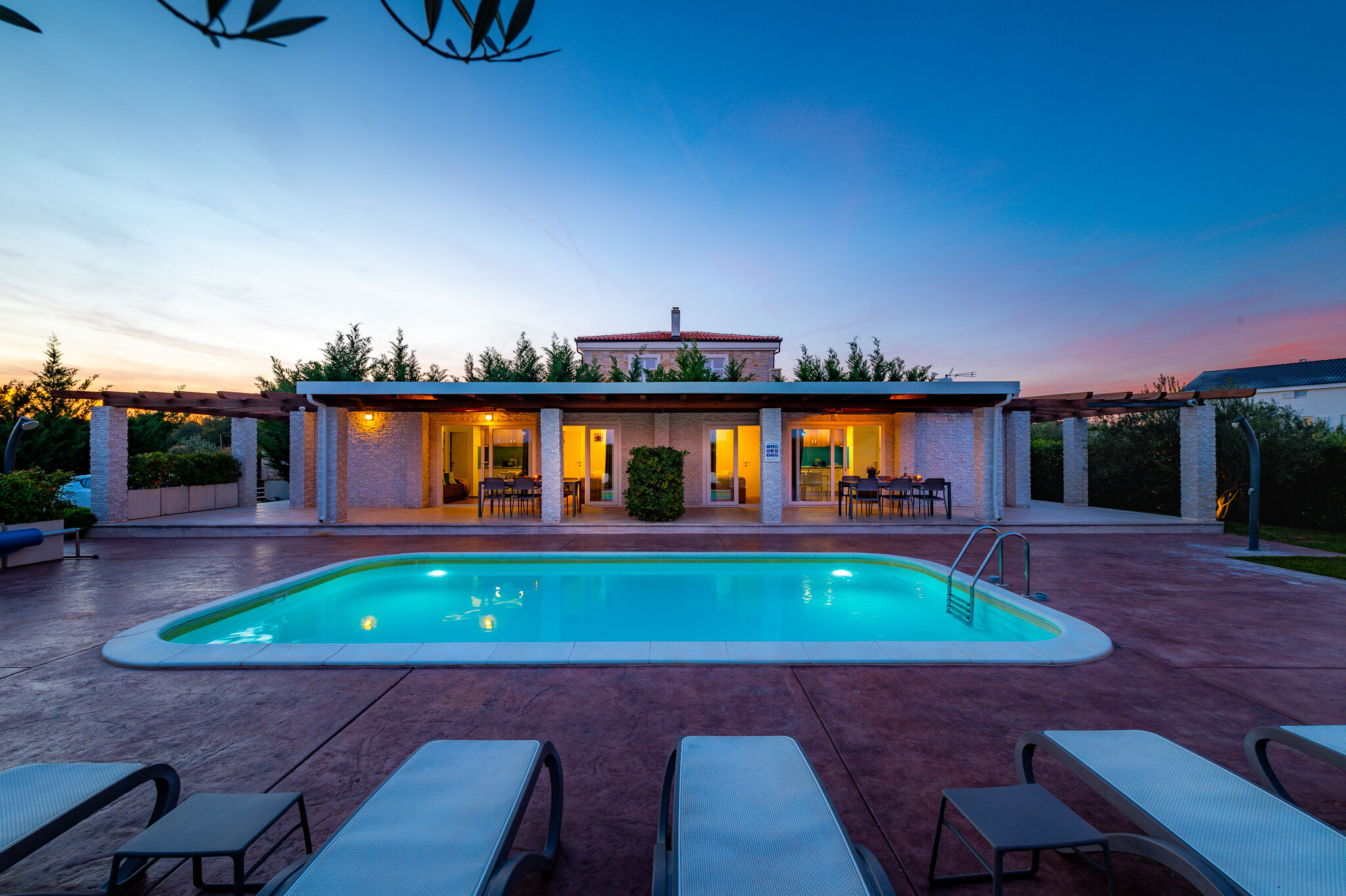 Villa Almond
