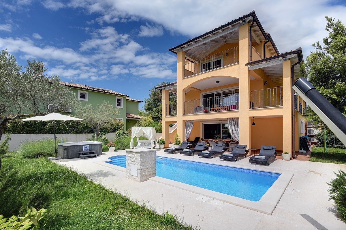 Villa Villa Ari